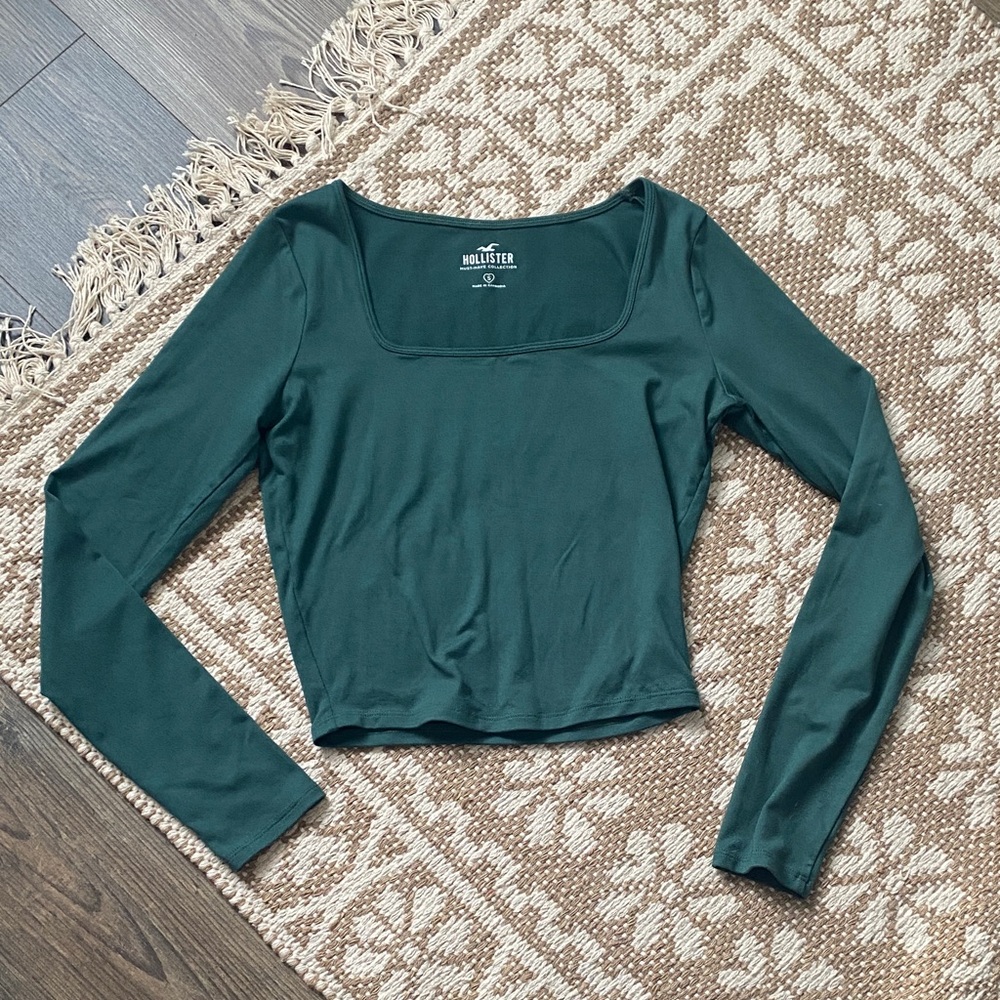 Hollister Dark Green Long Sleeve Square Neck Crop Top